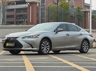 Lexus ES 2020