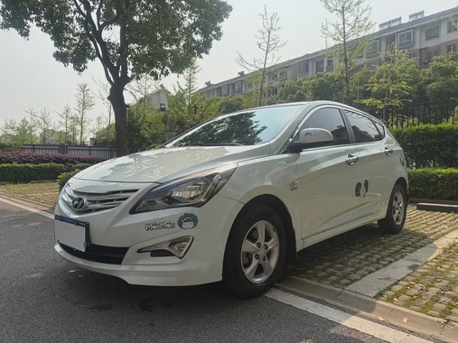 Hyundai Ruiyi 2015