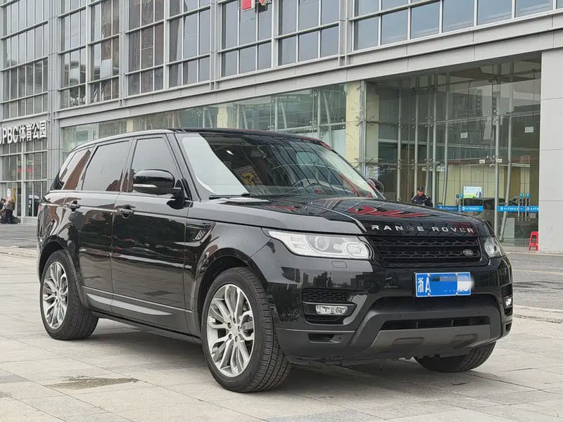 Land Rover Sport