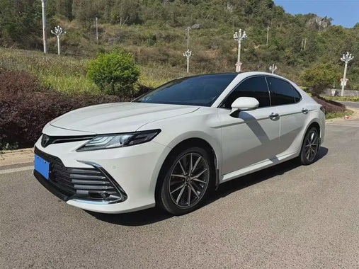 Toyota Camry 2022