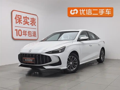 MG MG5 2025