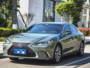 Lexus ES 2021