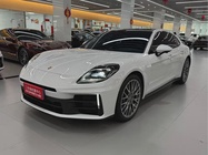 Porsche Panamera 2025