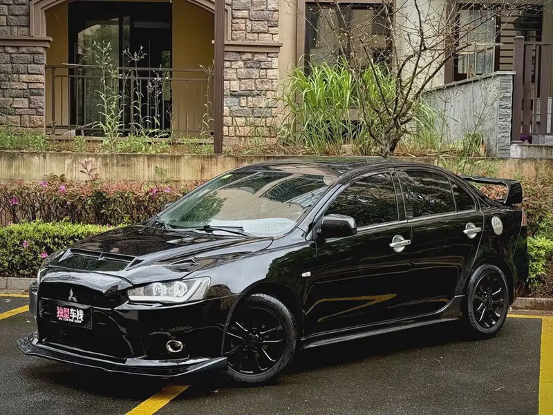 Mitsubishi Lancer EX