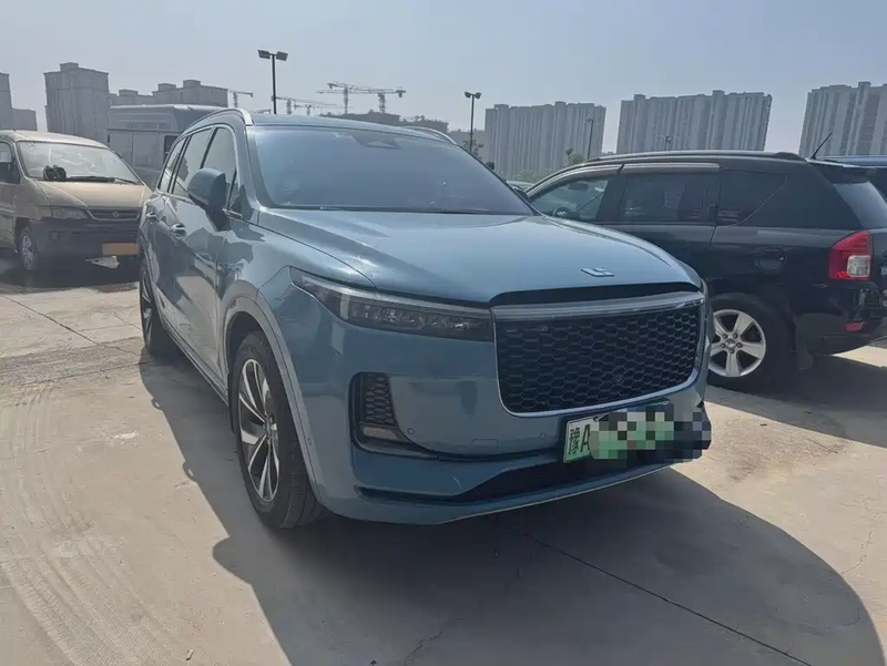 Li Auto ONE