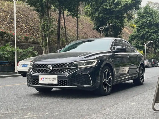 Volkswagen Passat 2024