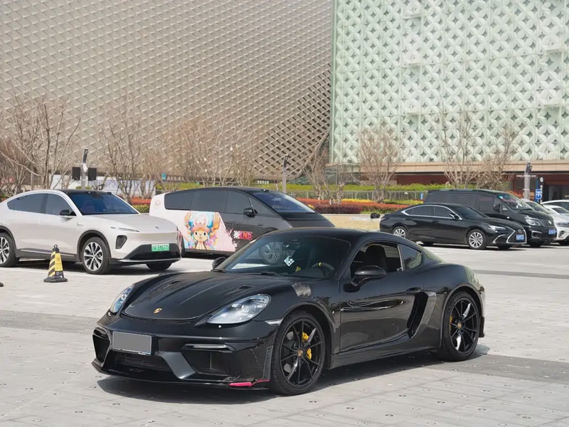 Porsche 718