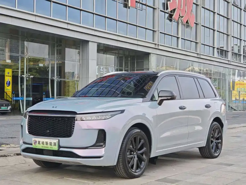 Li Auto ONE