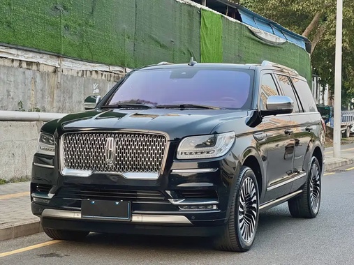 Lincoln Navigator 2021