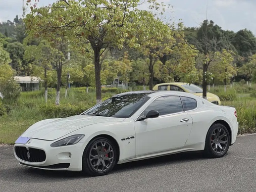 Maserati GranTurismo 2014