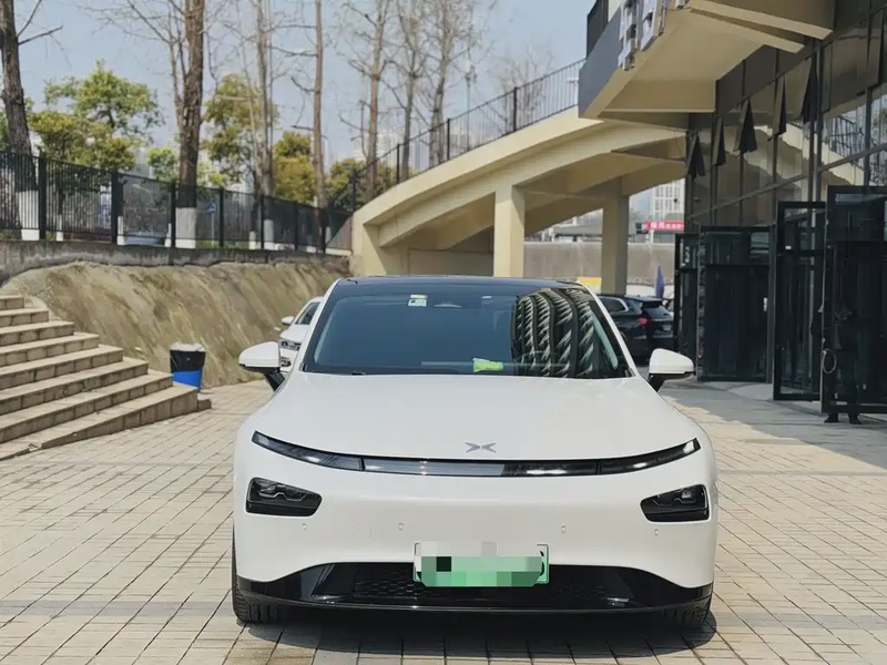 XPeng P7