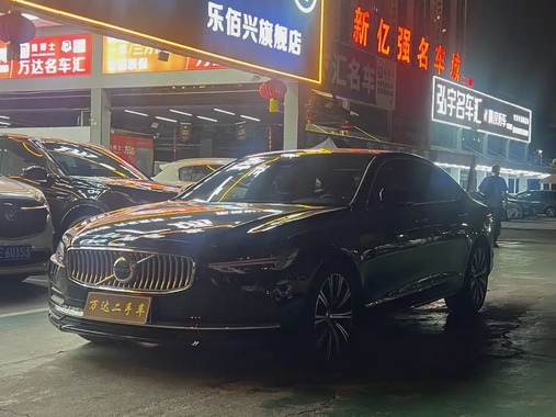 Volvo S90 2022
