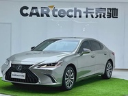 Lexus ES 2024