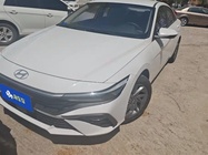 Hyundai Elantra 2025