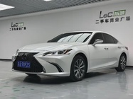 Lexus ES 2021