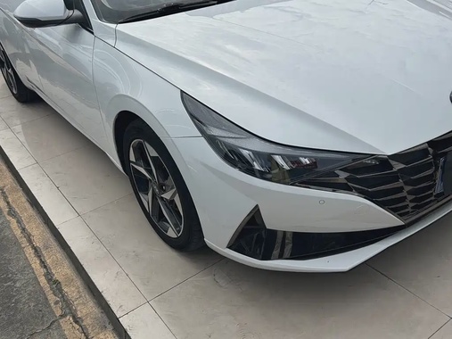 Hyundai Elantra 2021