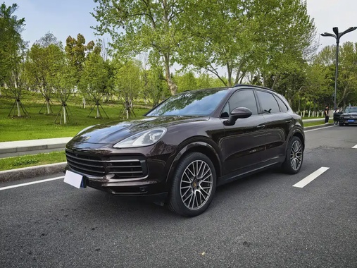 Porsche Cayenne 2023