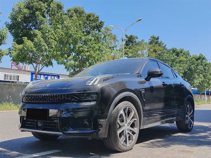 Lynk & Co 05