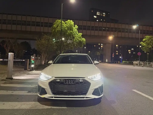 Audi A4 2022