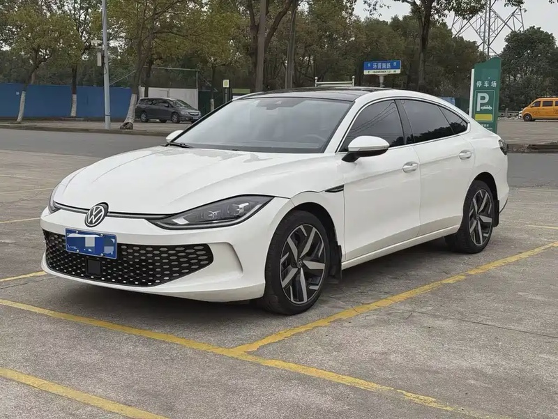 Volkswagen Lamando