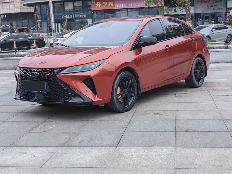 Chery Arrizo 5
