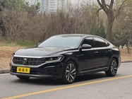 Volkswagen Passat 2022