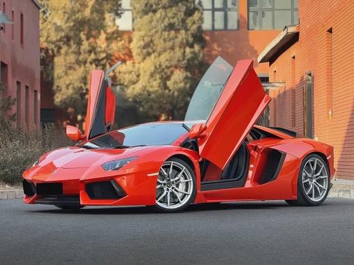 Lamborghini Aventador 2015