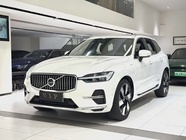 Volvo XC60 2025
