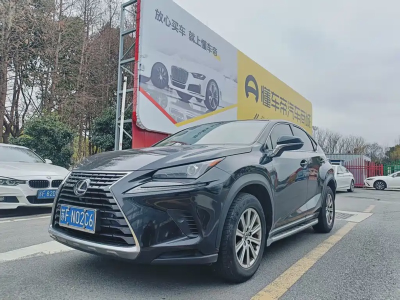 Lexus NX