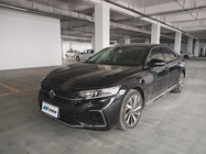 Volkswagen Passat 2022