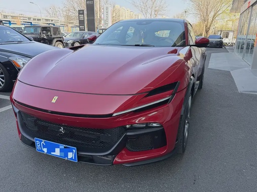 Ferrari Purosangue 2024