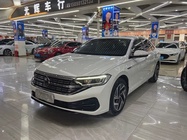 Volkswagen Sagitar 2022