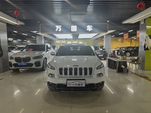 Jeep Cherokee 2016