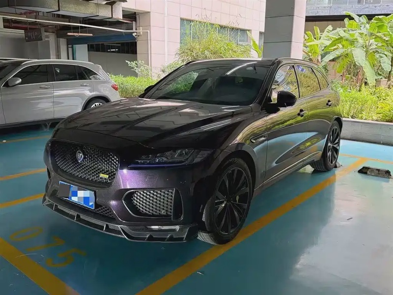 Jaguar F-Pace