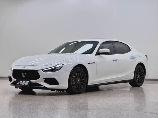 Maserati Ghibli 2015
