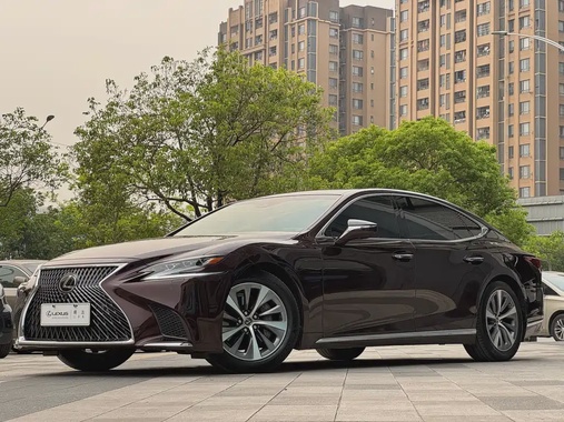 Lexus LS 2019