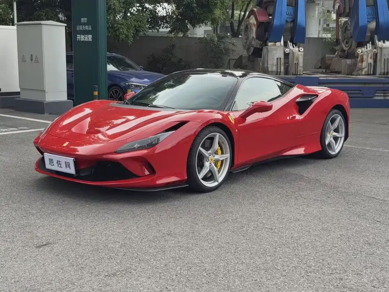 Ferrari F8