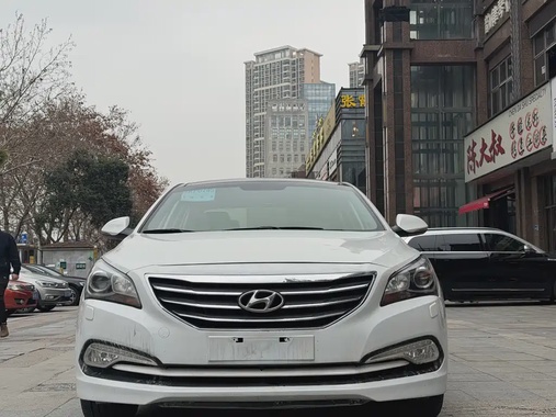 Hyundai Mistra 2014