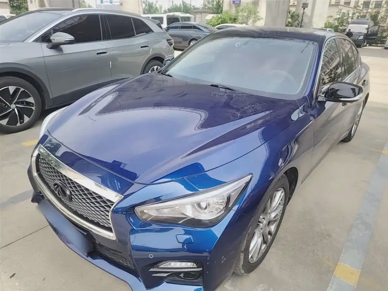 Infiniti Q50