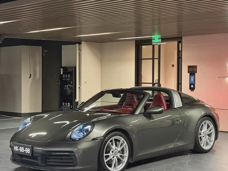 Porsche 911