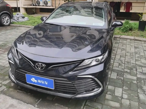 Toyota Camry 2021