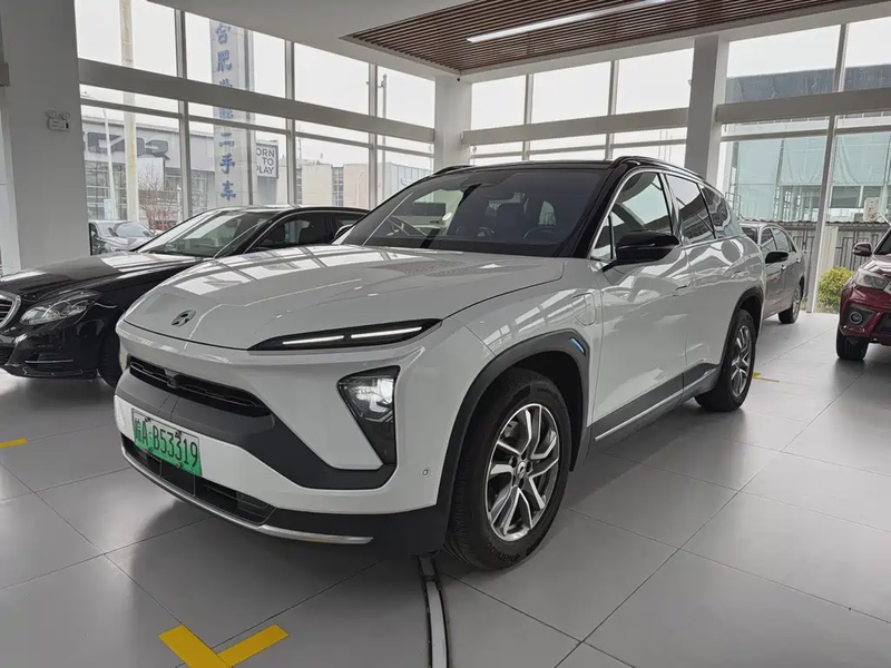 NIO ES6