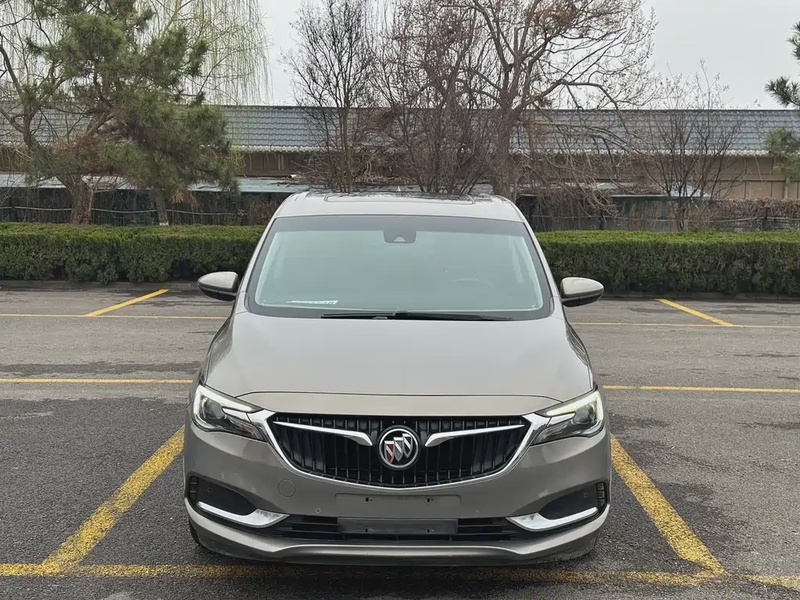Buick GL6