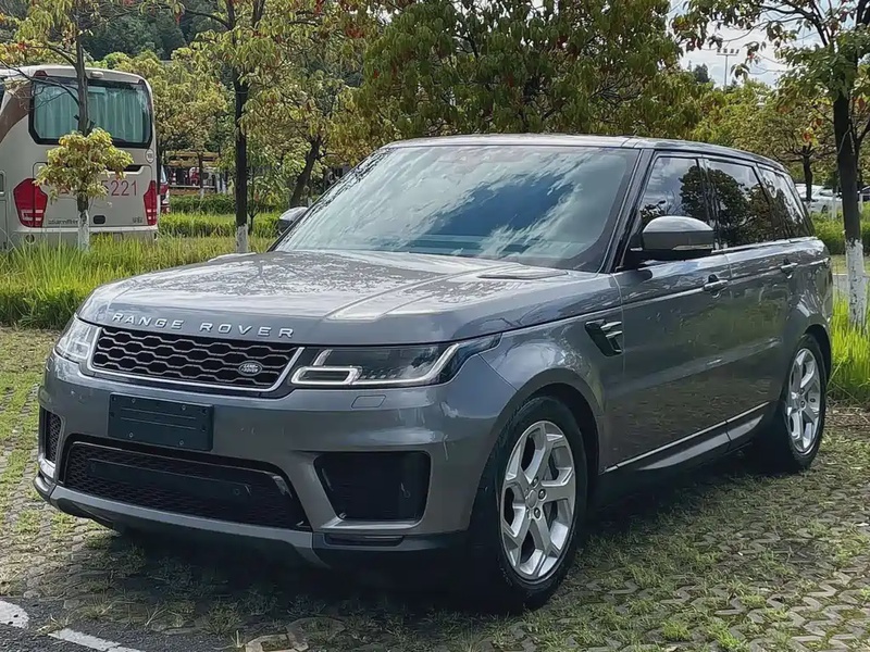 Land Rover Sport