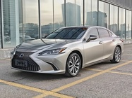 Lexus ES 2021