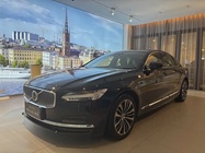 Volvo S90 2025