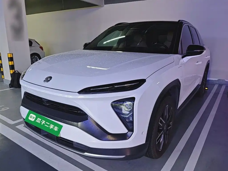 NIO ES6