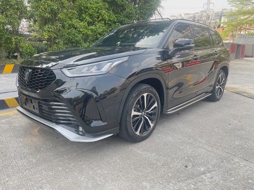 Toyota Crown Kluger 2023