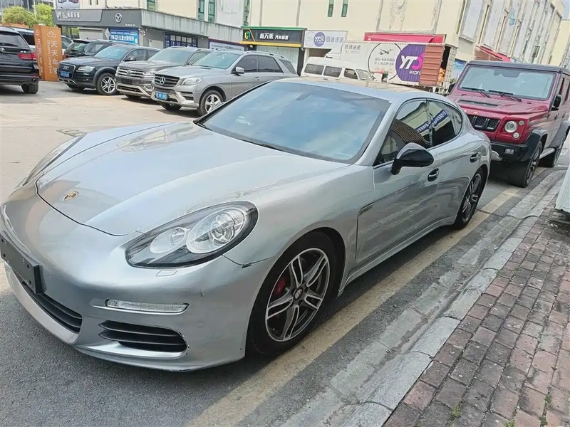 Porsche Panamera