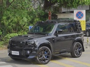 Land Rover Defender 2024